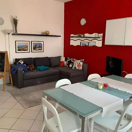 Apartment Incantevole A Parma